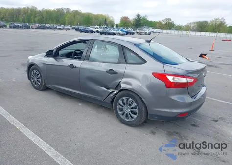 2014 Ford Focus S from USA, damaged, VIN 1FADP3E28EL206848